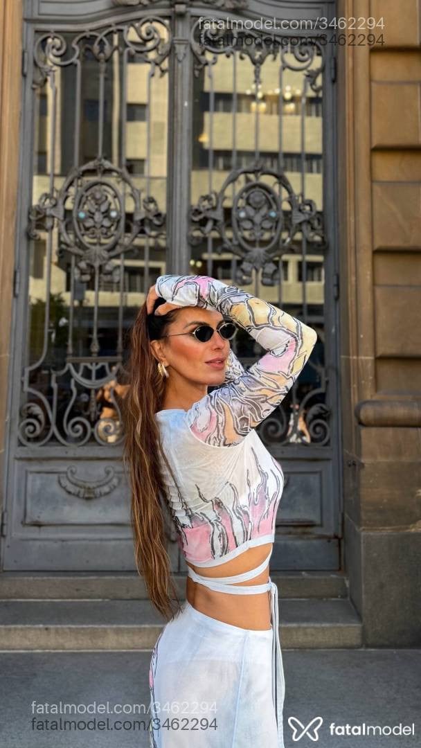 Acompanhante mulher com cabelo castanho de olhos castanhos - Marcela Souza