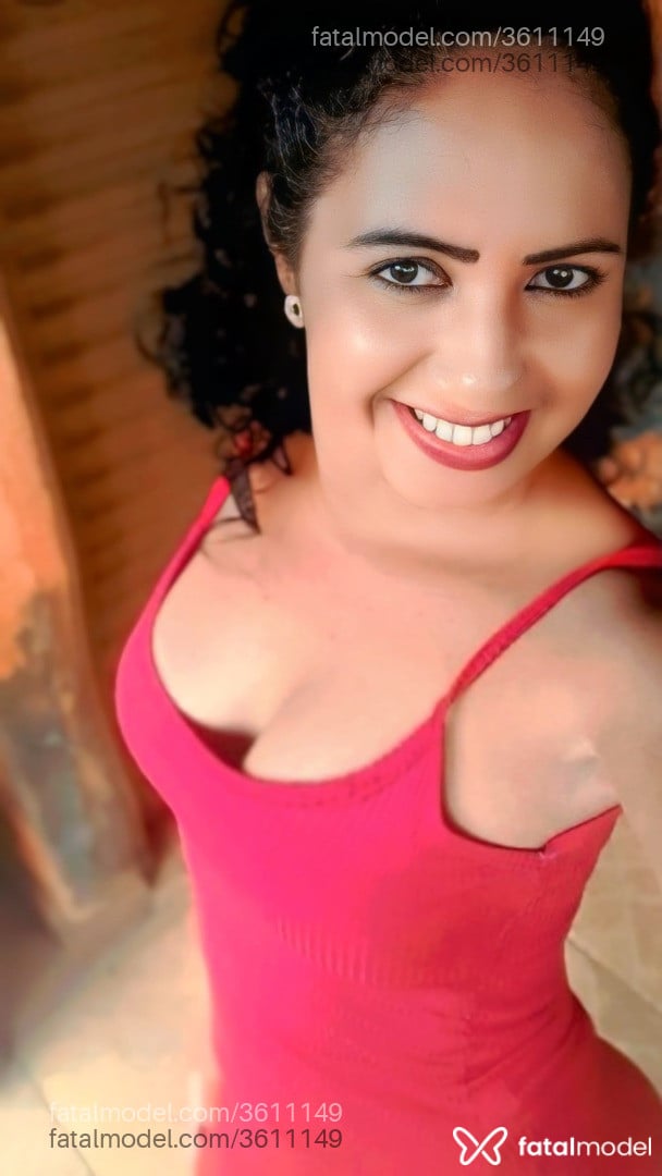 Acompanhante mulher trans morena (o) de olhos mel - Juliana Pavanelly