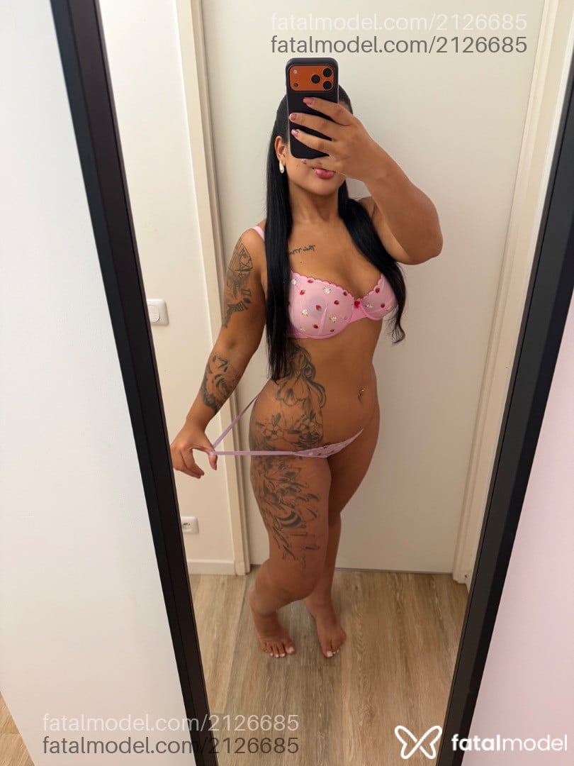 Acompanhante mulher morena (o) de olhos castanhos - Lorena Muniz