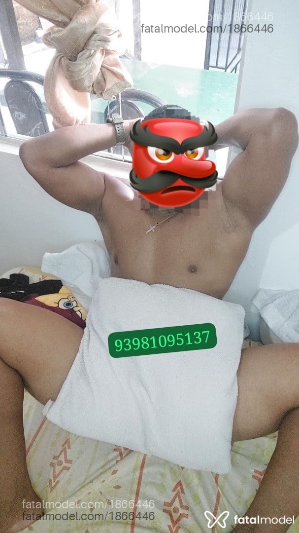Acompanhante homem morena (o) de olhos mel - Adão