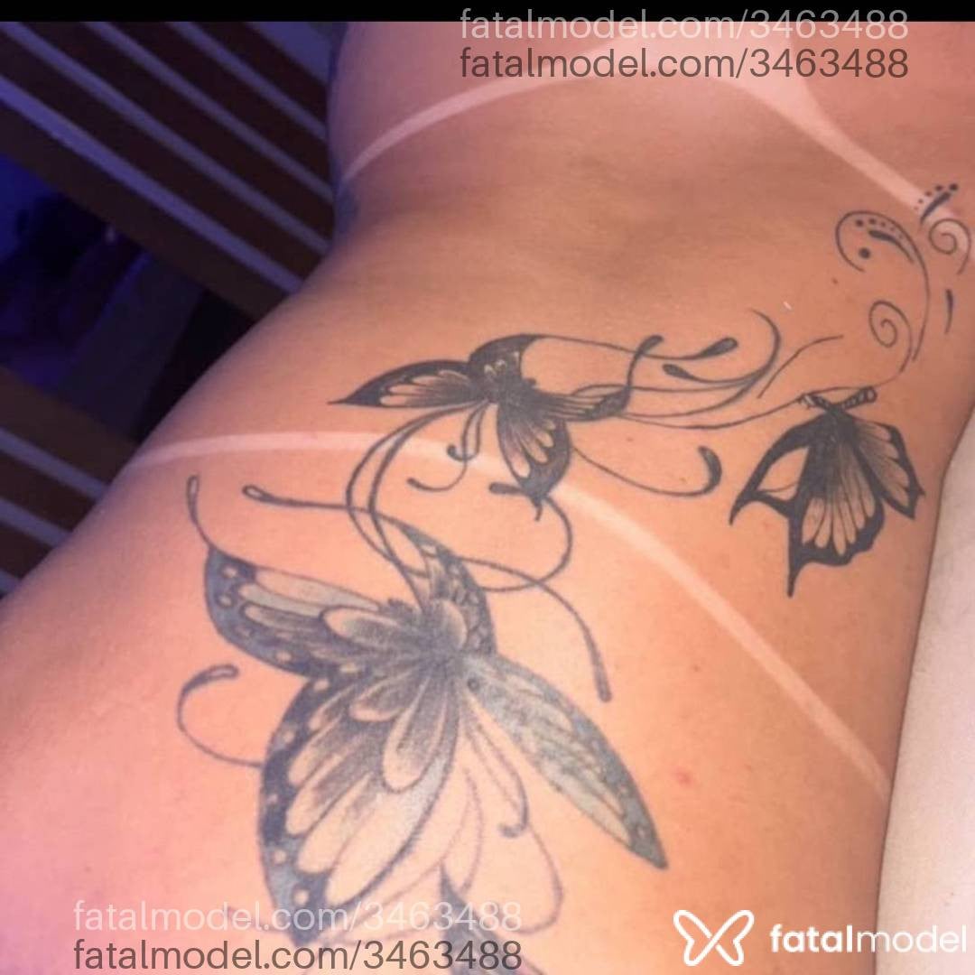 Acompanhante mulher loira (o) de olhos castanhos - Bianca