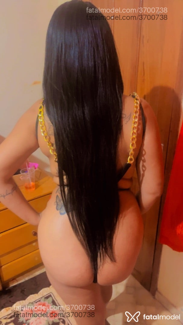 Acompanhante mulher morena (o) de olhos castanhos - Maria
