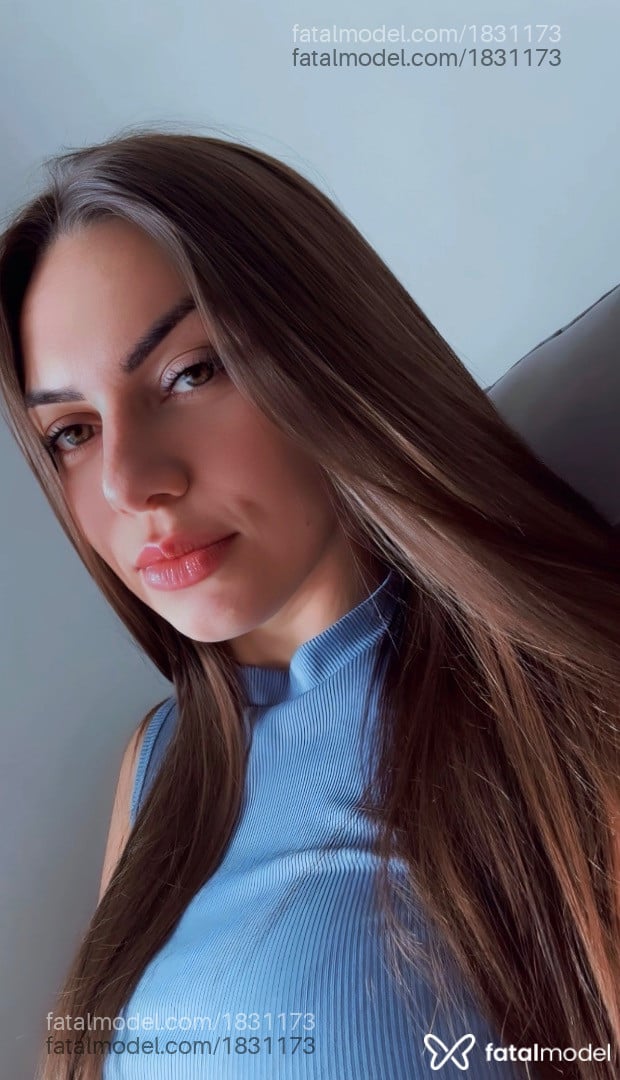 Acompanhante mulher loira (o) de olhos verdes - Amanda Belini