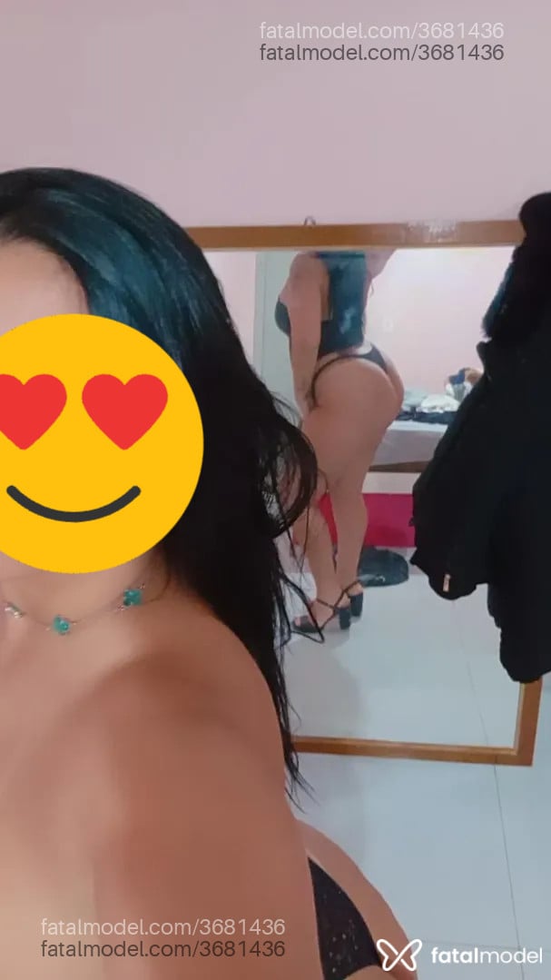 Acompanhante mulher morena (o) de olhos pretos - Monyki