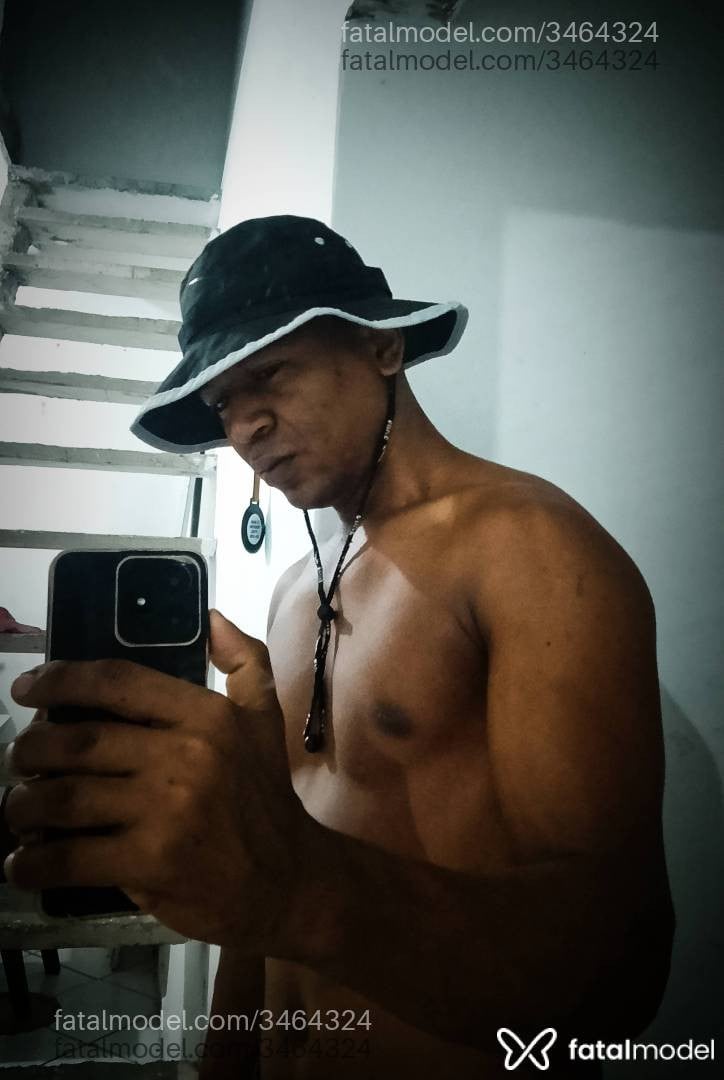 Acompanhante homem morena (o) de olhos castanhos em Feira de Santana - Todão Brossack