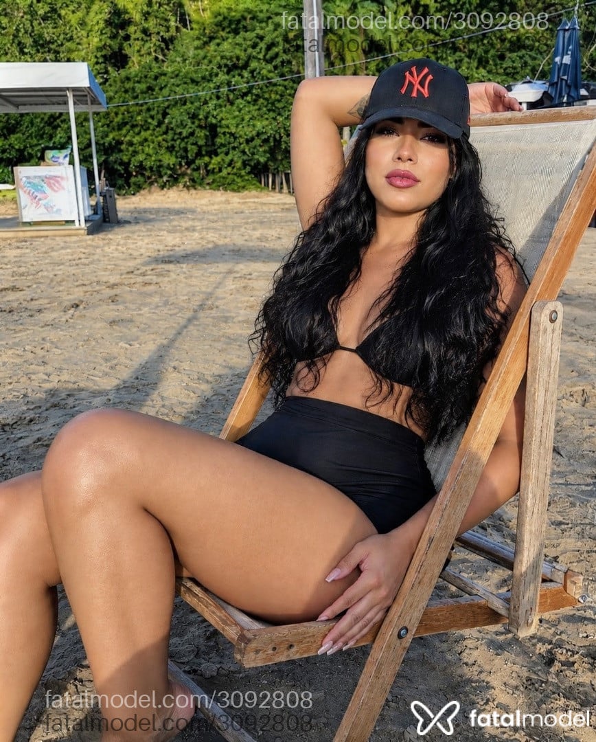 Acompanhante mulher trans morena (o) de olhos castanhos - Eduarda Lancaster