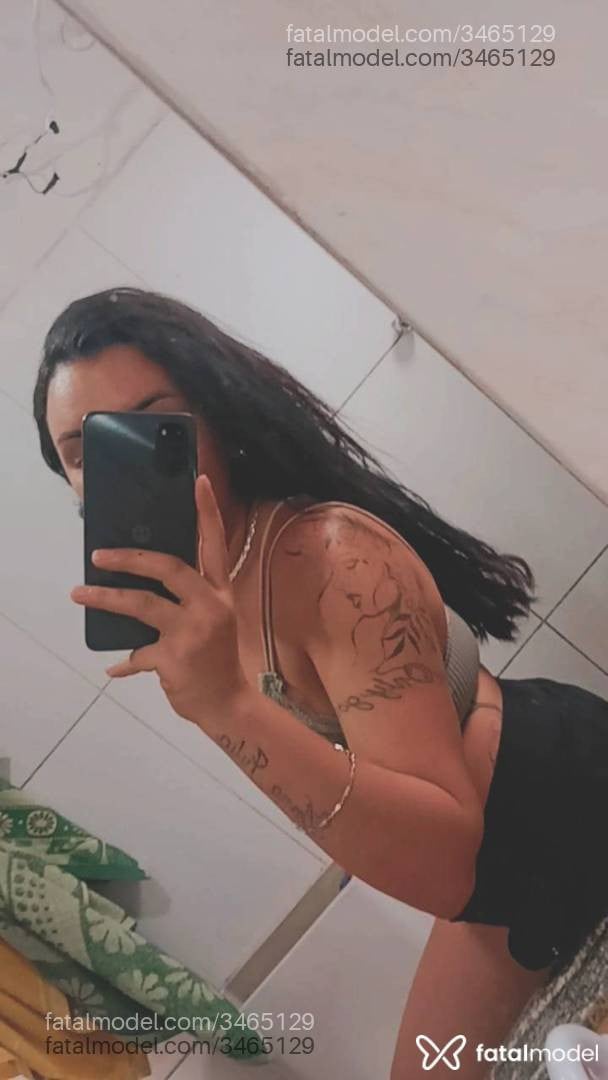 Acompanhante mulher morena (o) de olhos pretos - Isa