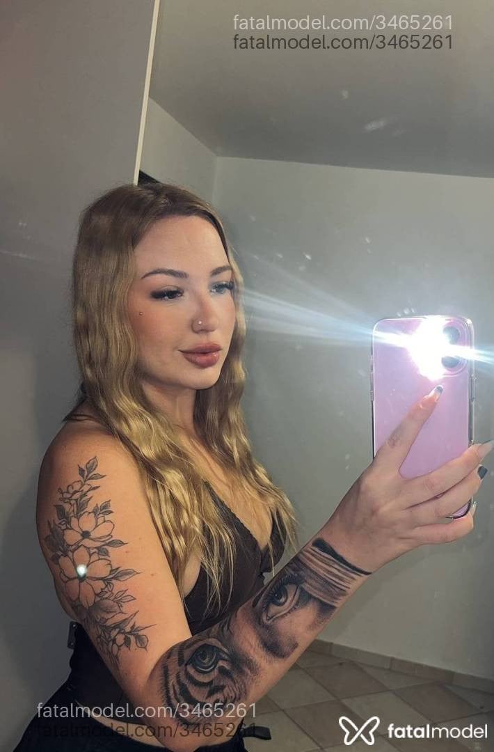Acompanhante mulher loira (o) de olhos verdes - Bruna
