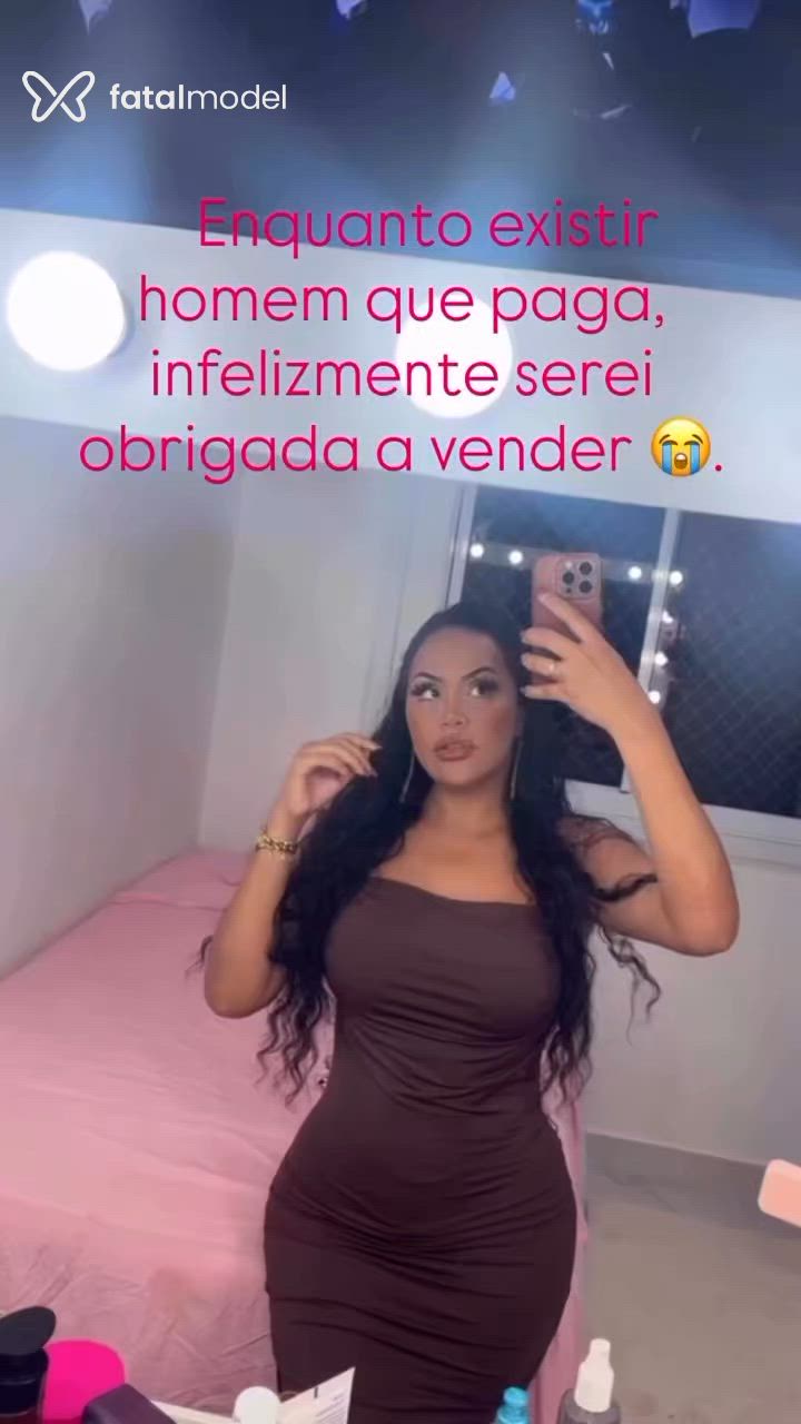 Acompanhante mulher com cabelo castanho de olhos pretos - Maria Júlia