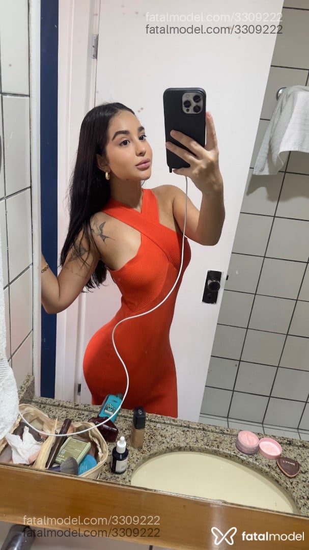 Acompanhante mulher morena (o) de olhos castanhos - Giseli Fernandes