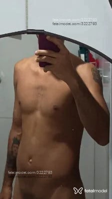Acompanhante homem morena (o) de olhos mel - Rafael