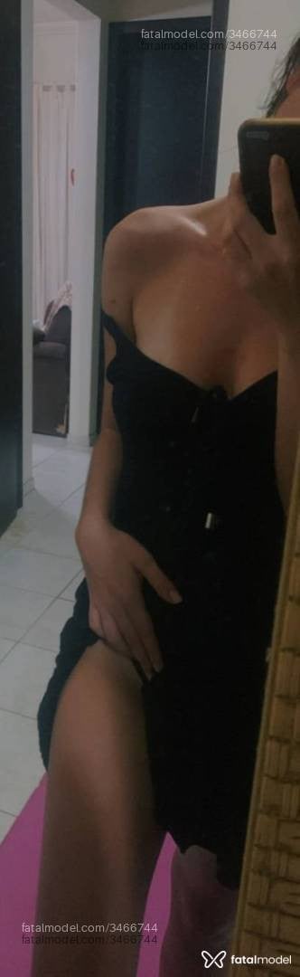 Acompanhante mulher morena (o) de olhos castanhos - Clara
