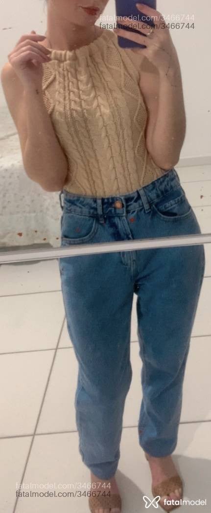 Acompanhante mulher morena (o) de olhos castanhos - Clara