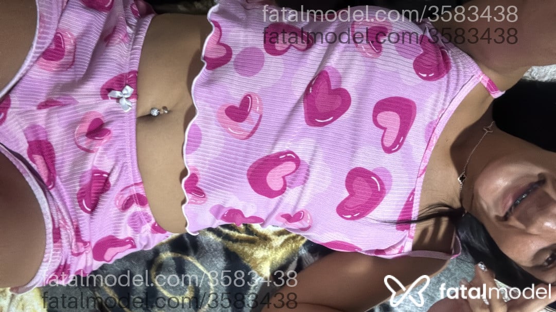 Acompanhante mulher morena (o) de olhos pretos - Kally