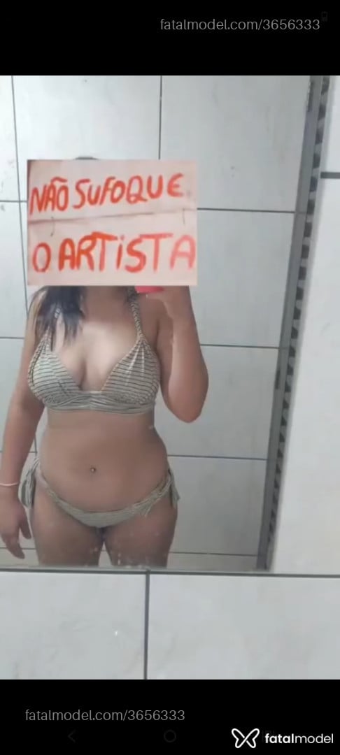 Acompanhante mulher morena (o) de olhos castanhos - Melissa