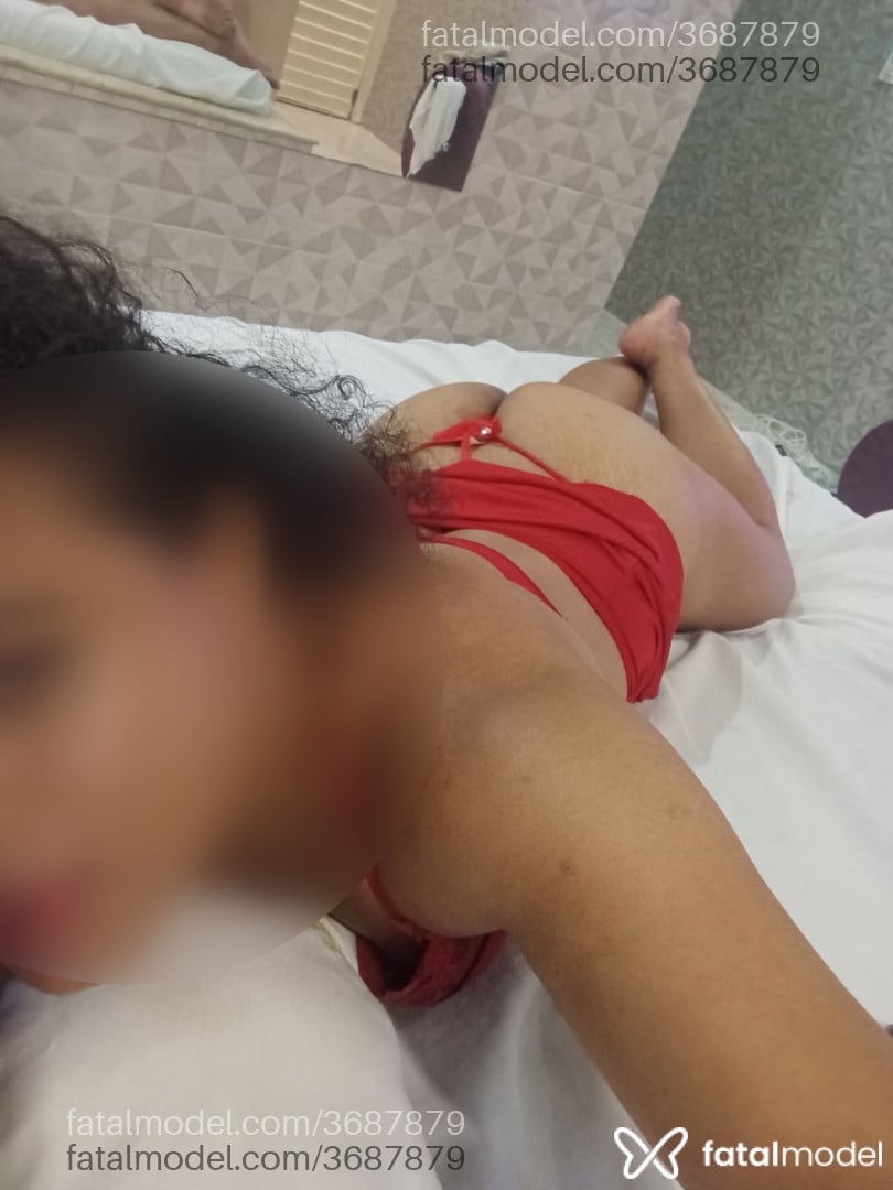 Acompanhante mulher trans morena (o) de olhos castanhos - Loma Sofia
