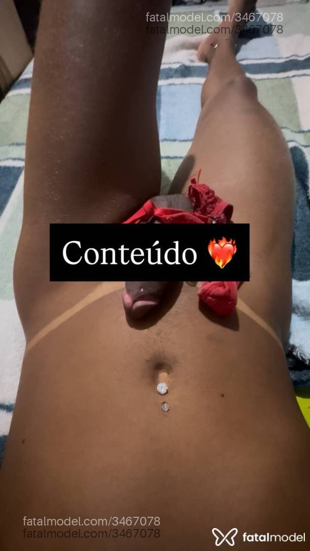 Acompanhante mulher trans morena (o) de olhos mel - Melissa