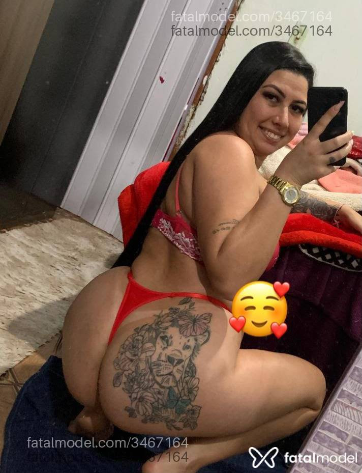 Acompanhante mulher morena (o) de olhos castanhos - Larissa