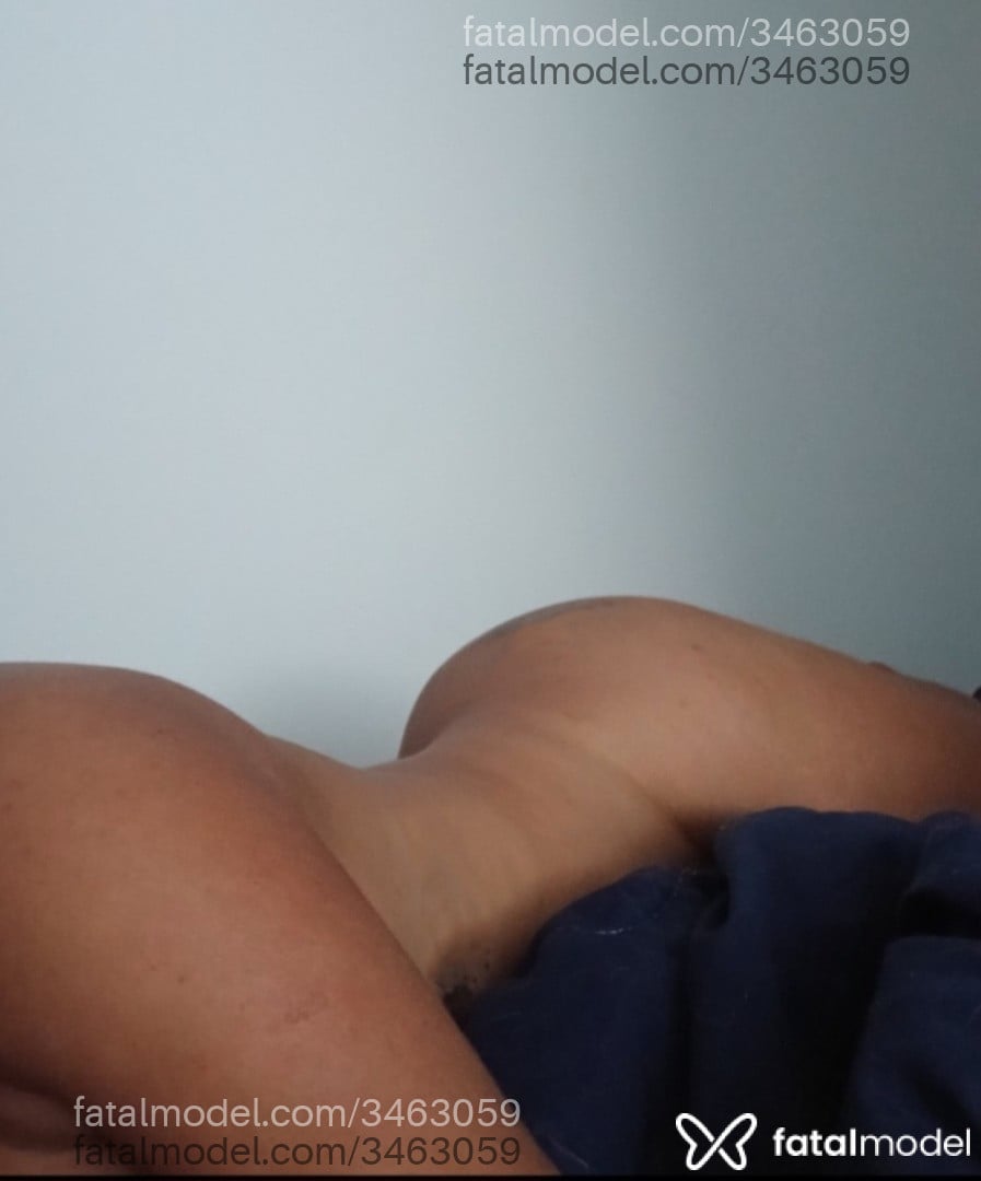Acompanhante mulher morena (o) de olhos pretos - Bruninha