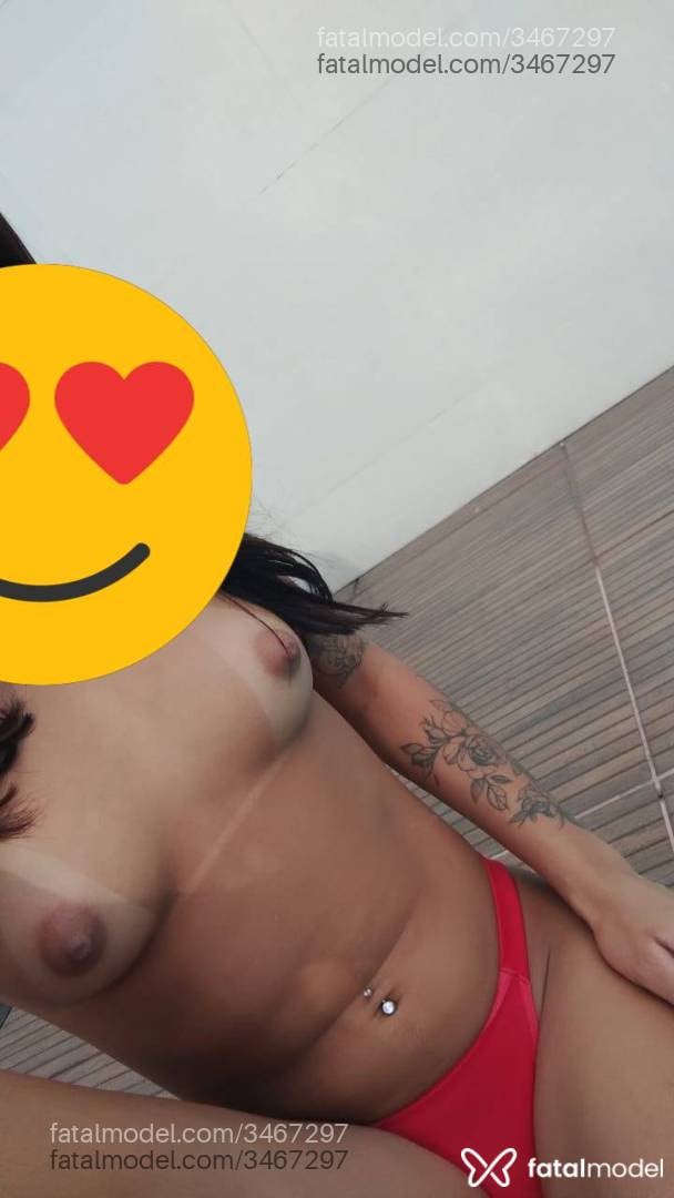 Acompanhante mulher com cabelo castanho de olhos castanhos - Alanna