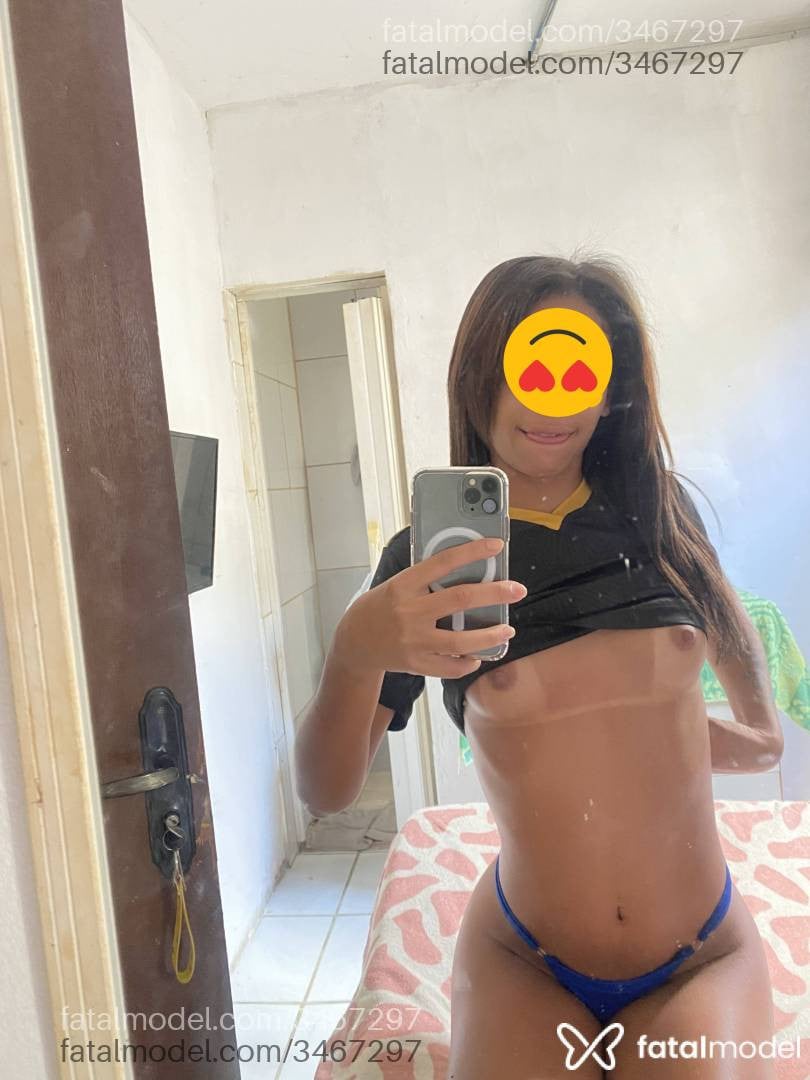 Acompanhante mulher com cabelo castanho de olhos castanhos - Alanna