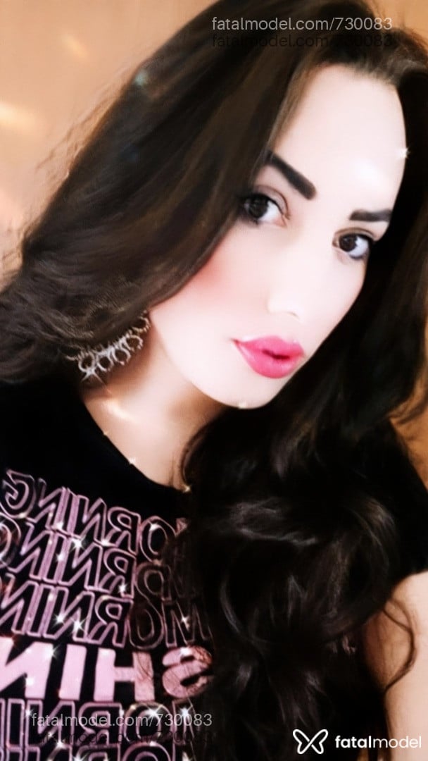 Acompanhante mulher trans morena (o) de olhos castanhos - Megan