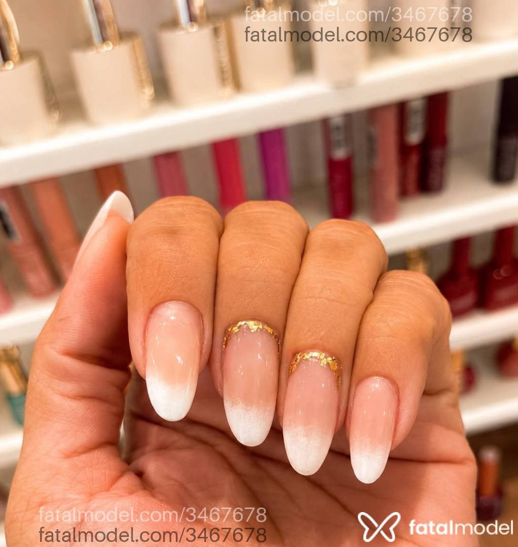 Acompanhante mulher morena (o) de olhos mel - Annie