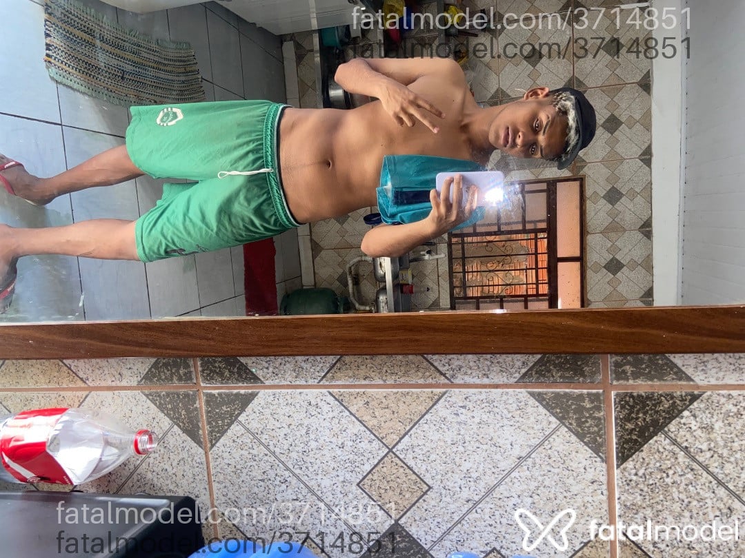 Acompanhante homem morena (o) de olhos pretos - Neguinho