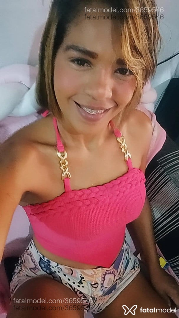 Acompanhante mulher loira (o) de olhos pretos - Danadinhaaa