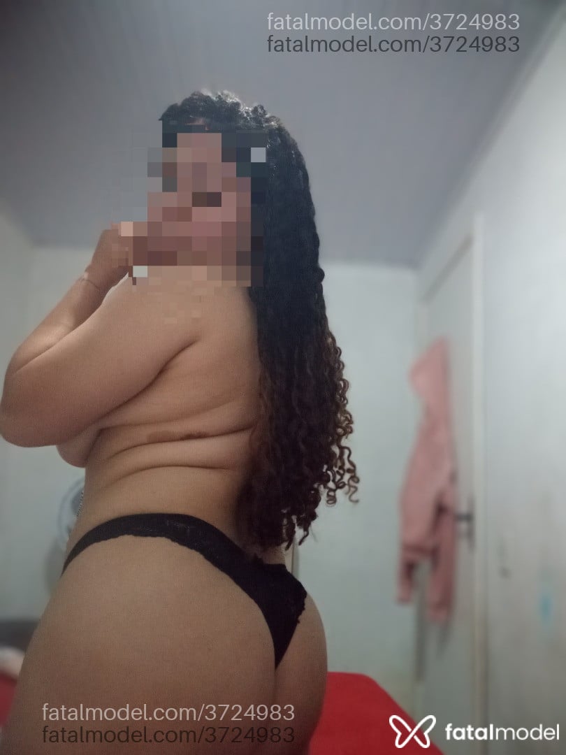 Acompanhante mulher morena (o) de olhos pretos - Drika
