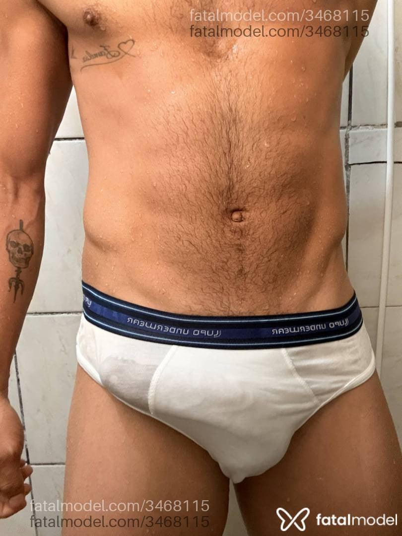 Acompanhante homem com cabelo castanho de olhos castanhos - Vinydotado