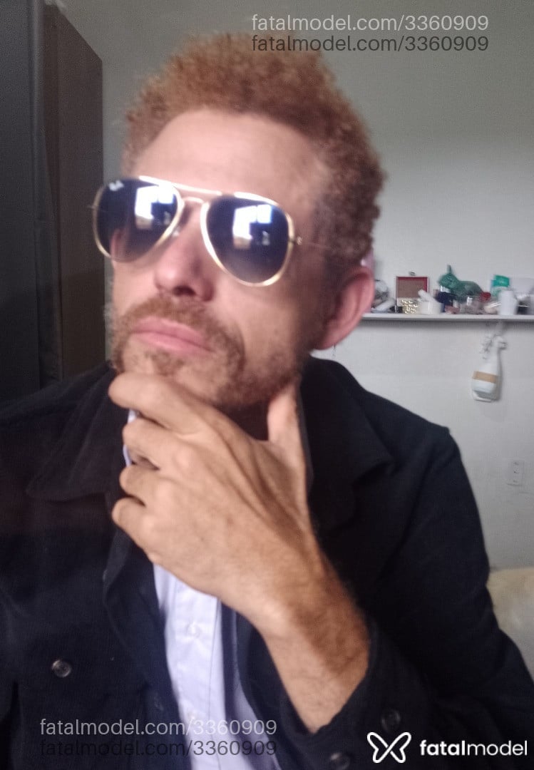 Acompanhante homem loira (o) de olhos verdes - Casaldelicia