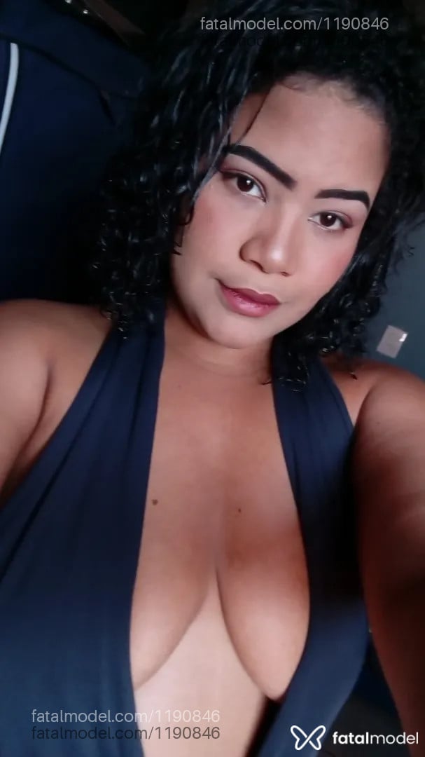 Acompanhante mulher morena (o) de olhos castanhos - Vivimorenago