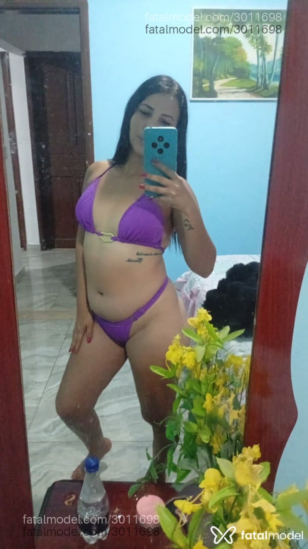 Acompanhante mulher morena (o) de olhos mel - Maria