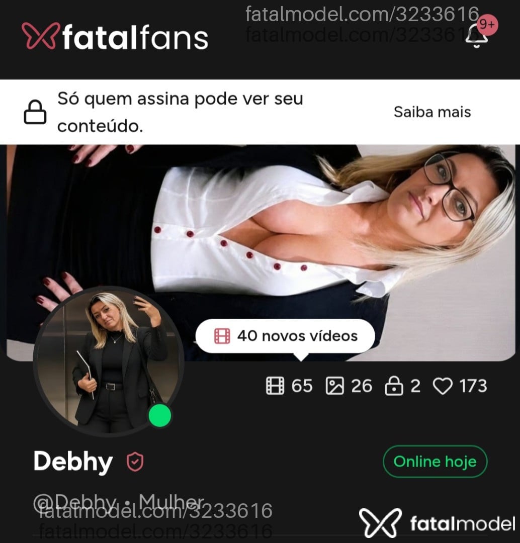Acompanhante mulher loira (o) de olhos azuis - Debhy