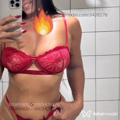 Acompanhante mulher morena (o) de olhos castanhos - Luana Castelli