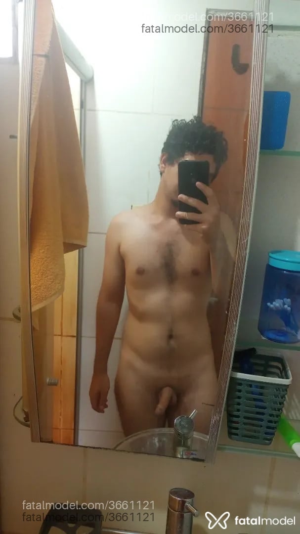 Acompanhante homem morena (o) de olhos castanhos - Jhonny