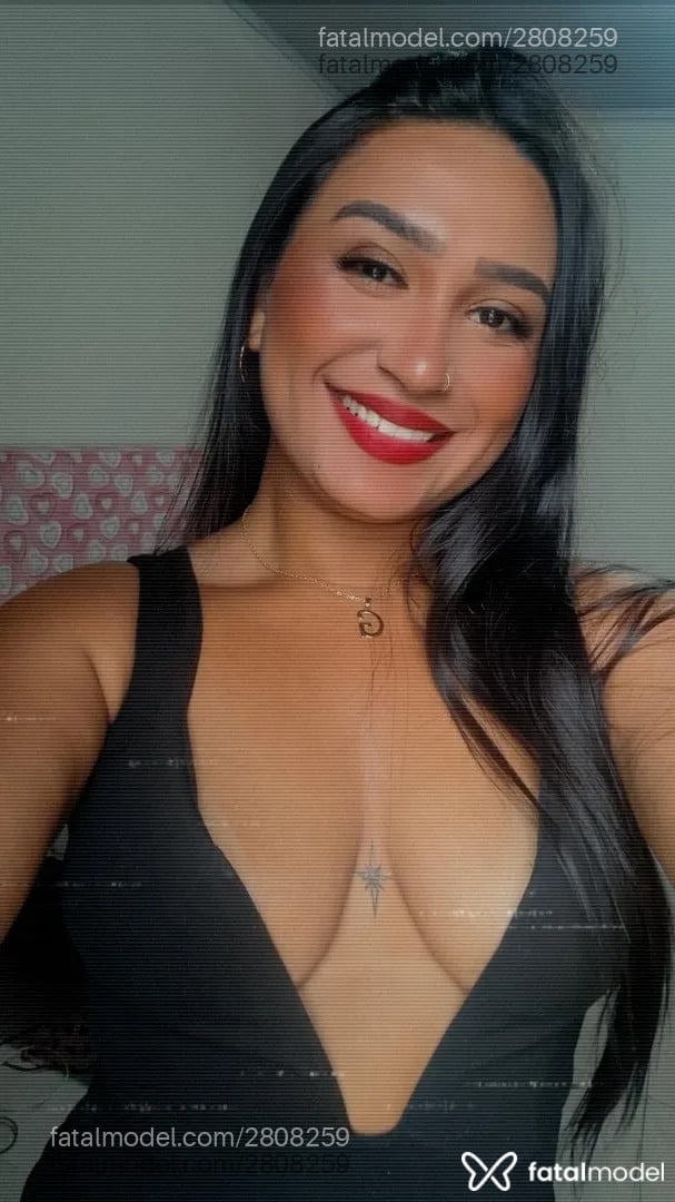Acompanhante mulher morena (o) de olhos castanhos - Lara