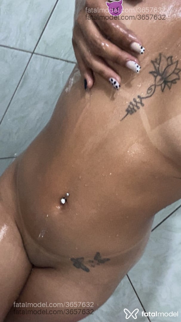Acompanhante mulher morena (o) de olhos pretos - Isa Souza