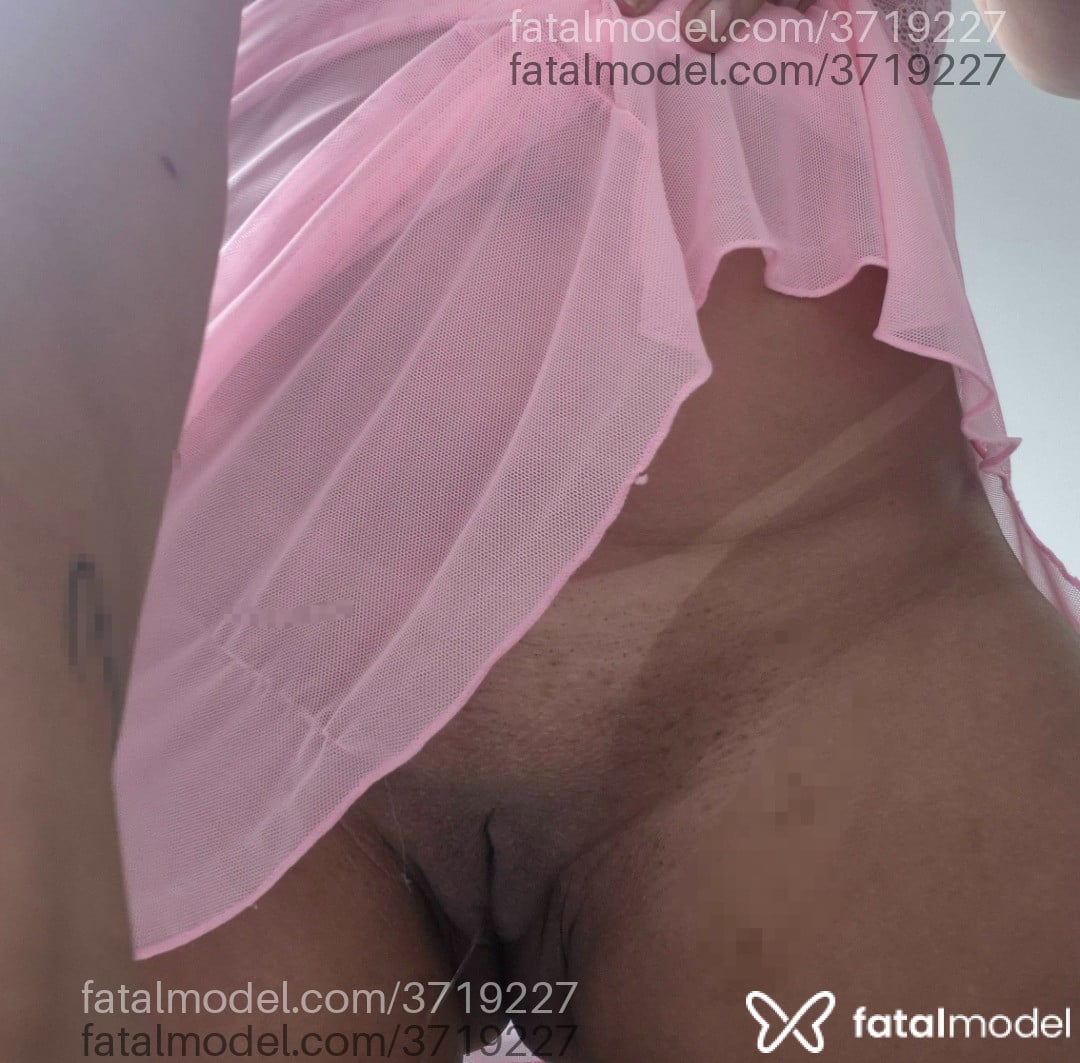 Acompanhante mulher com cabelo castanho de olhos castanhos - Anita