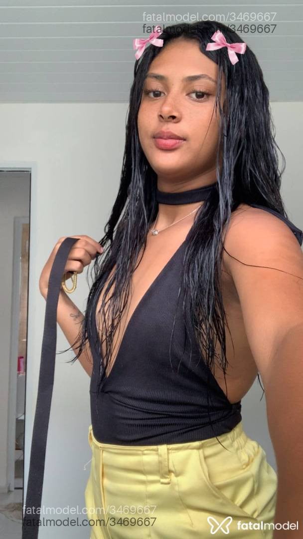 Acompanhante mulher morena (o) de olhos castanhos em Itaitinga - Brunei