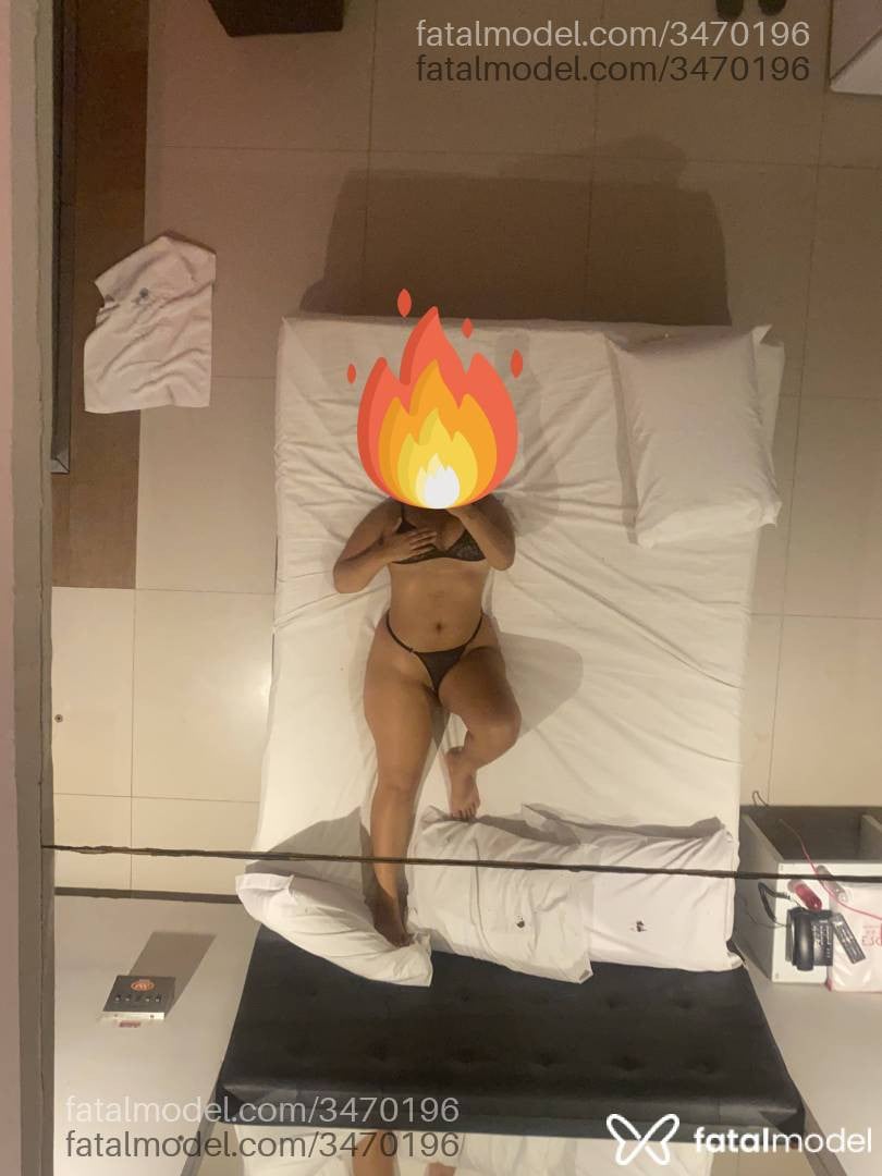 Acompanhante mulher morena (o) de olhos mel - Renata