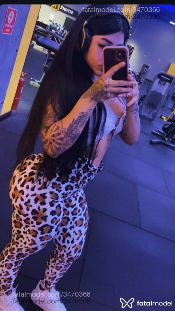 Acompanhante mulher morena (o) de olhos castanhos - Melissa