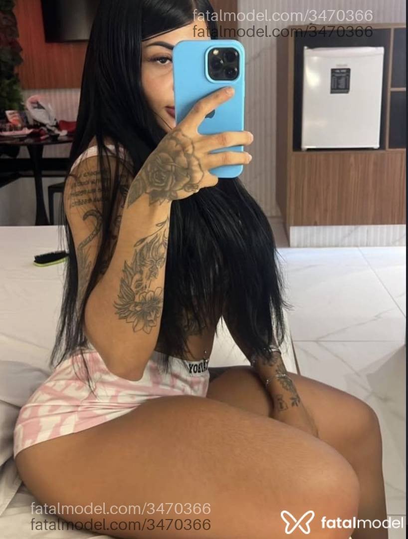 Acompanhante mulher morena (o) de olhos castanhos - Melissa