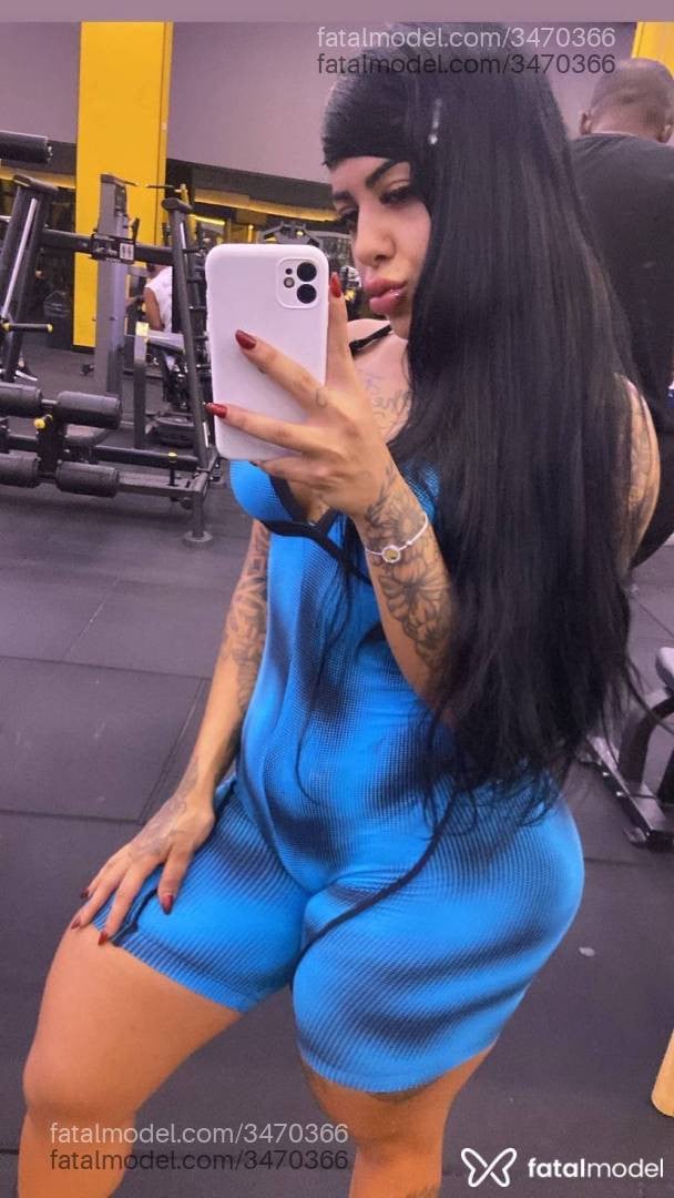 Acompanhante mulher morena (o) de olhos castanhos - Lara