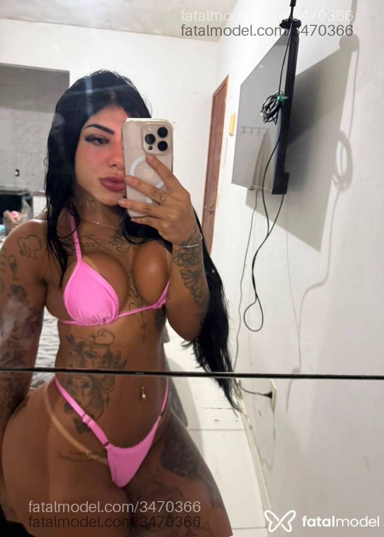 Acompanhante mulher morena (o) de olhos castanhos - Lara