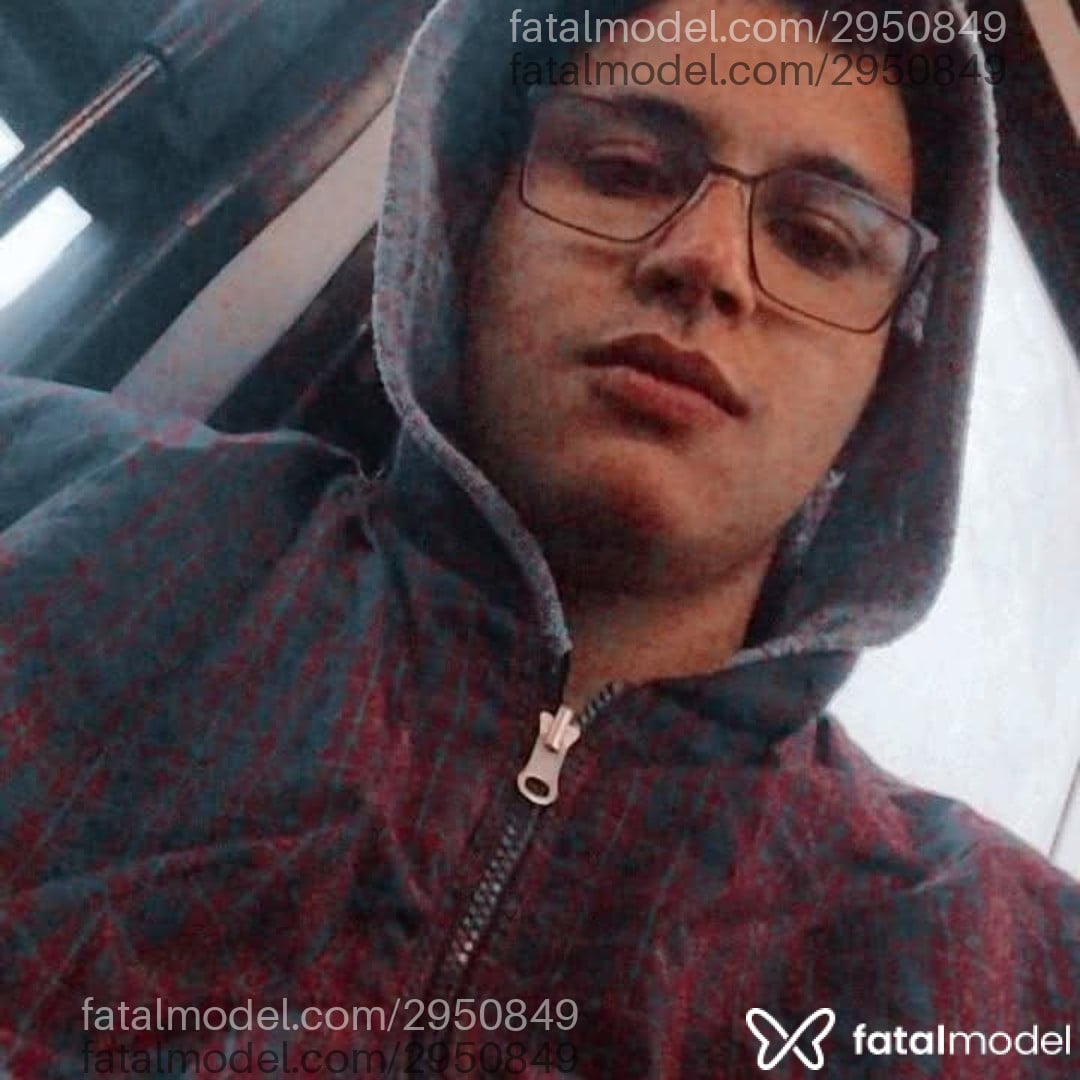 Acompanhante homem morena (o) de olhos castanhos - Ester Trindade