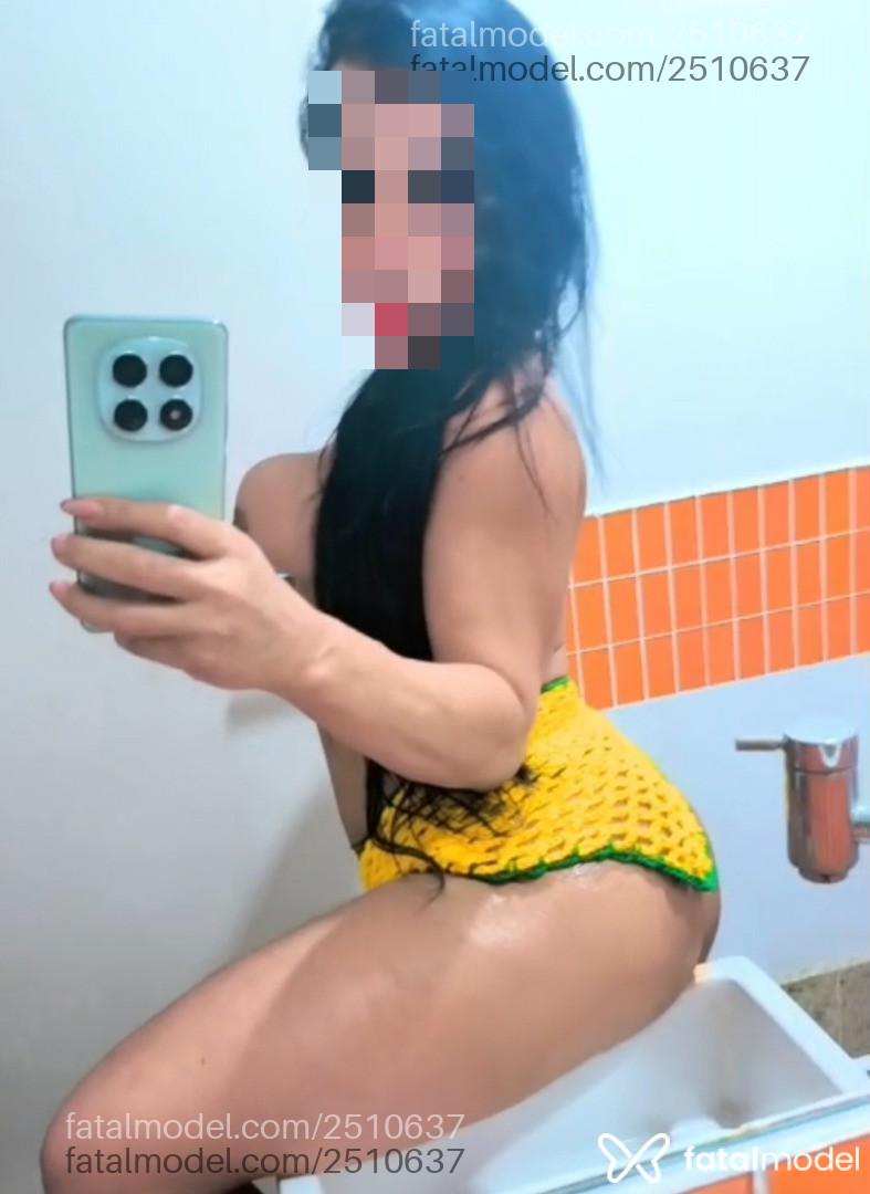 Acompanhante mulher morena (o) de olhos castanhos - Bela