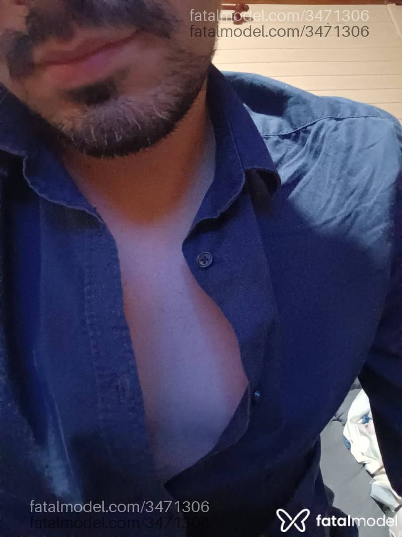 Acompanhante homem morena (o) de olhos pretos em Canoas Acompanhante homem morena (o) de olhos pretos em Canoas - NerdZ