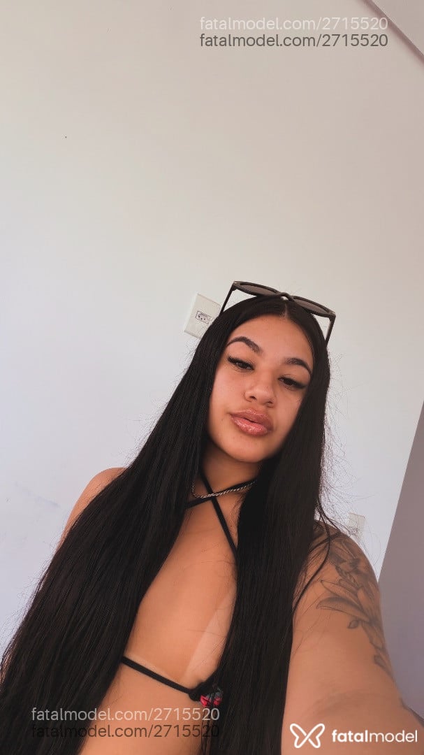 Acompanhante mulher morena (o) de olhos castanhos - Yasmin Brandão